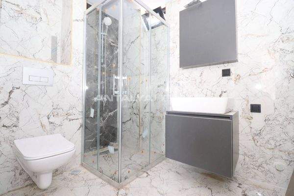 1-Bedroom Flat in Altıntaş with Investment Potential