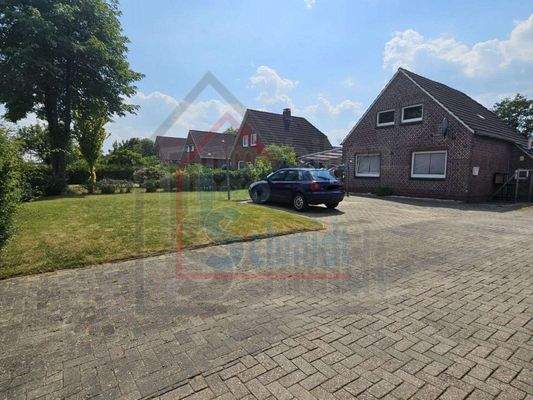 viel Platz vor d. Haus