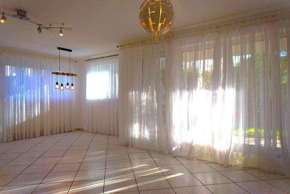 8.2 Wohnzimmer Zugang zur Terrasse DSC