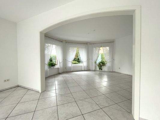 Bogen zum Erkerzimmer