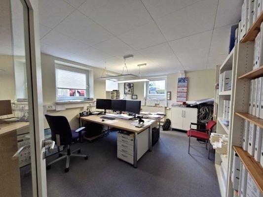 Büro 6 KG