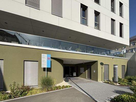 Eingang zu den Praxen