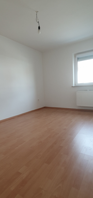 EG - Kinder-/Arbeitszimmer