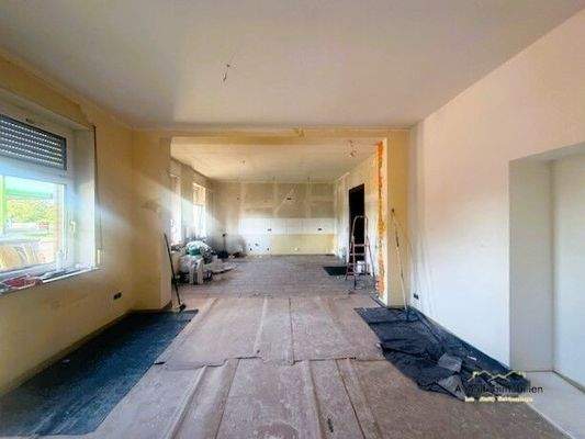 EG - WZ mit offner Küche (2)