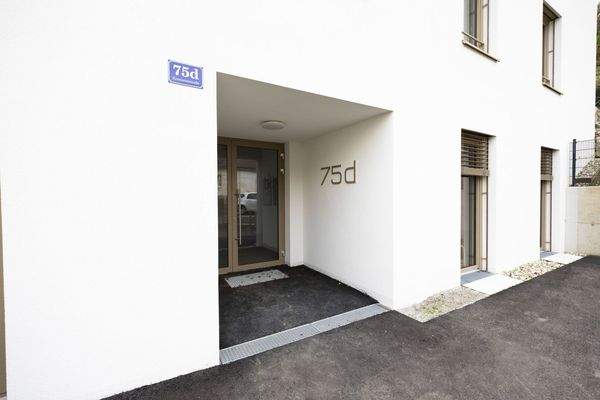 Hauseingang Kremstalstraße 75d