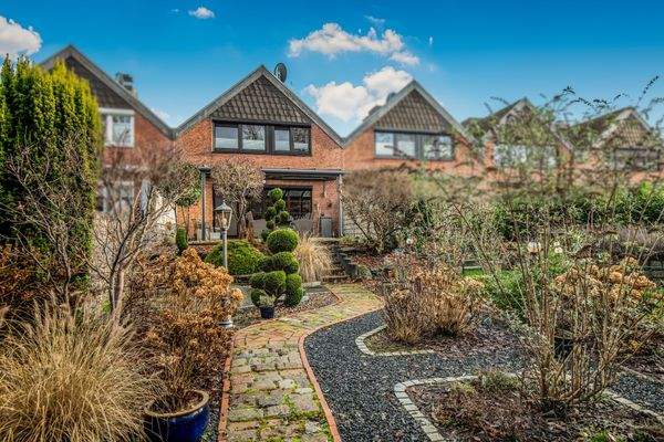 Alles auf einen Blick: Garten, Terrasse und Mittelreihenhaus 