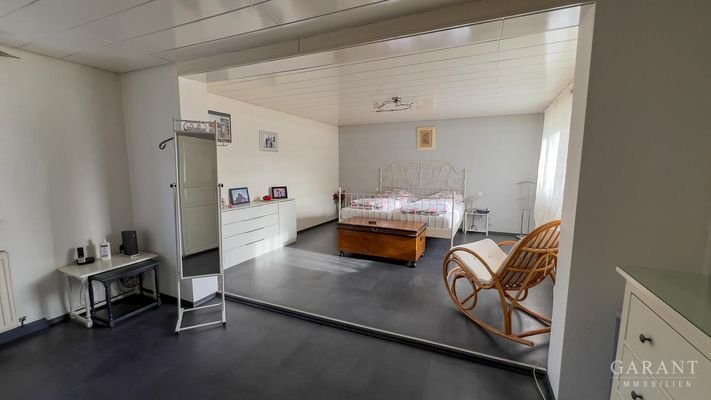Schlafzimmer 2