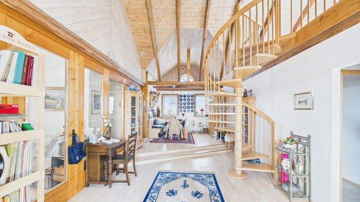 Galeriewohnung 2.OG.jpg