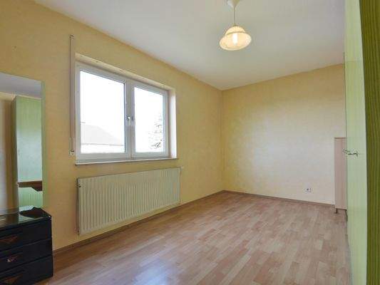 Kind / Arbeit / Ankleide