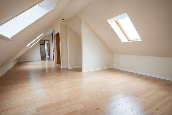 Wohnung Dachgeschoss (KI)