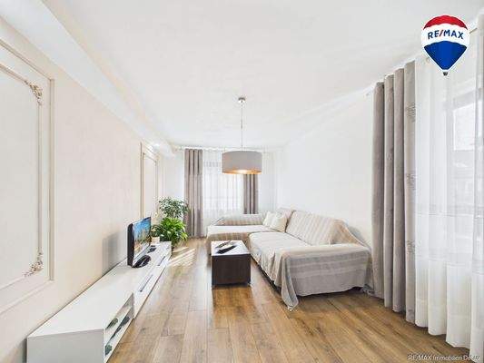 REMAX Immobilien DeLux Haus in Losheim am See - Britten zu verkaufen