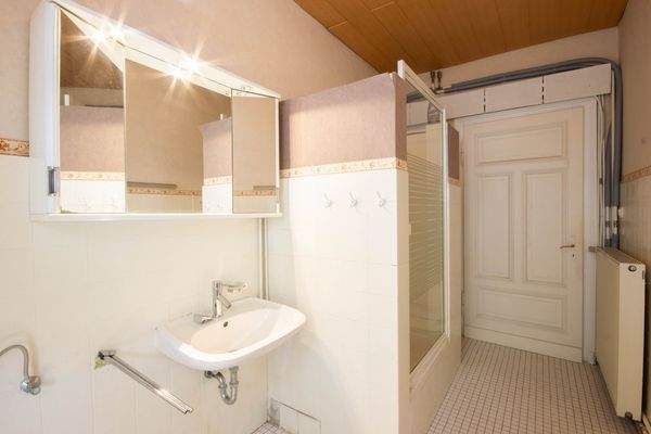 Badezimmer OG rechts