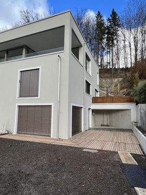 Terrasse mit Wintergarten