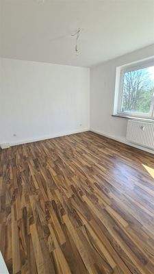 20260327_140252_copy_748x1330