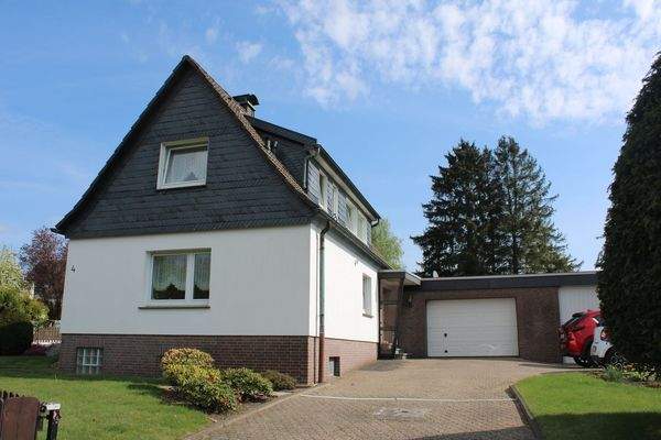 Strassenansicht 1.JPG