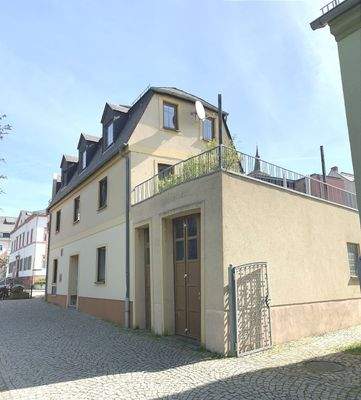 Seitenansicht mit Dachterrasse