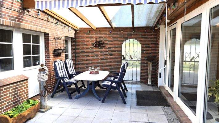 Geschützte Terrasse 