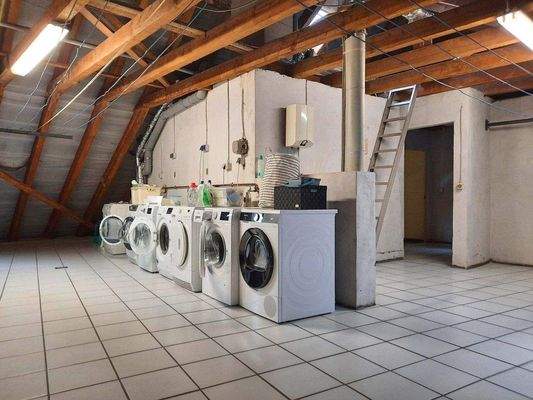 Wasch-Trockenraum im Dachgeschoss