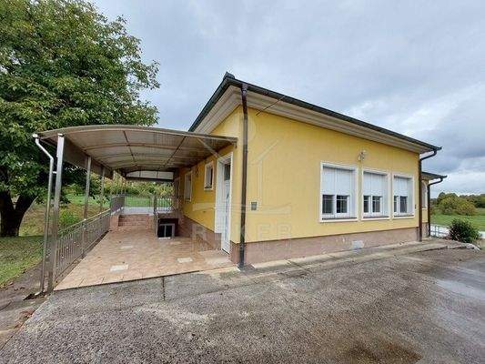 Die überdachte Terrasse