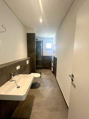 Gäste WC mit Dusche