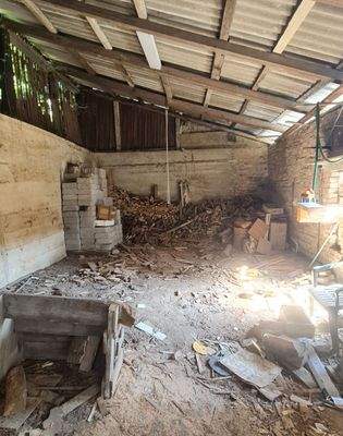 Scheune - jede Menge Platz.jpg