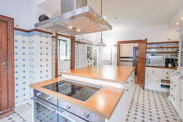 DI - Forbes Global Properties