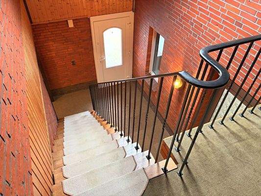 Vorderhaus_OG_Treppenaufgang