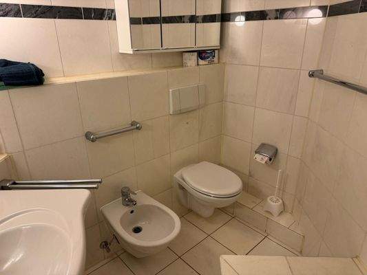 29 Badezimmer 3.jpeg