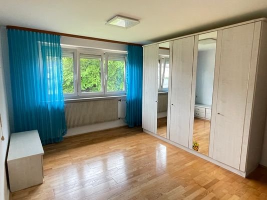 Schlafzimmer im EG