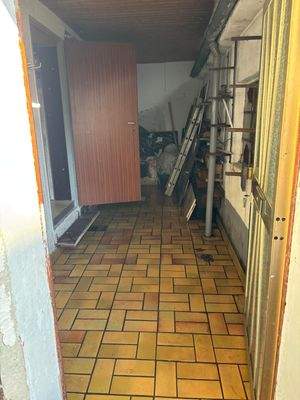 Abstellfläche in den Nebenräumen