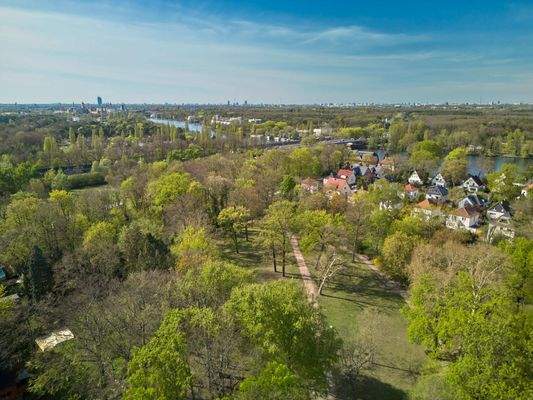 direkt am Ernst-Grube-Park