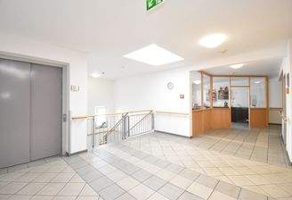 Treppenaufgang im 2. OG