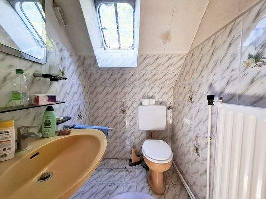 WC im Dachgeschoss