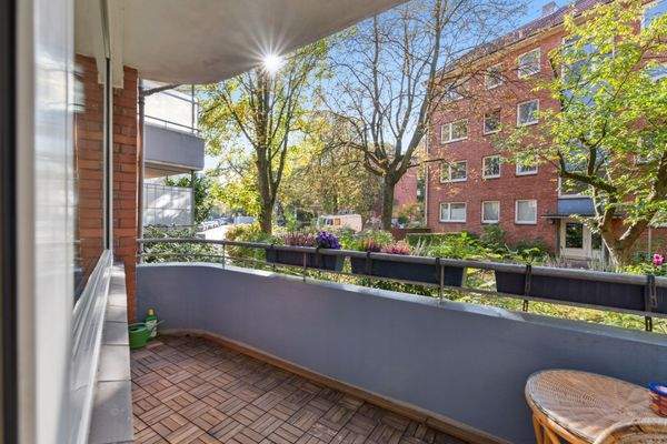 Balkon mit Blick ins Grüne