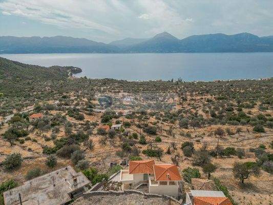 cddc805c2d4f4f349e8f58ebe34b035c-original