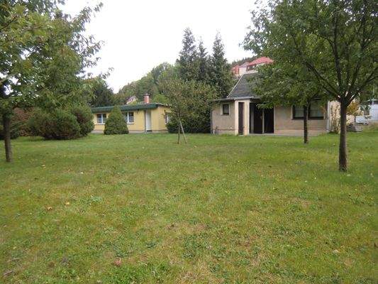 ebenes Grundstück/Garten.JPG