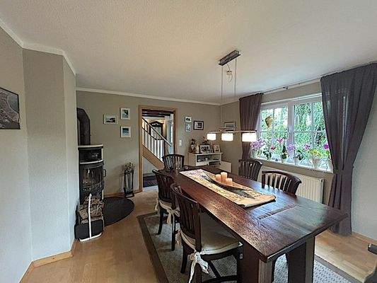 Essbereich an Küche angrenzend.