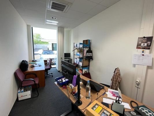 kleines Büro