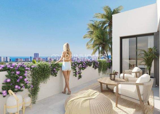 Sea-View Villas with Swimming Pools in Finestrat Alicante