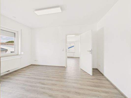 Behandlungsraum/Büro 1