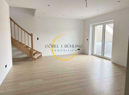 OG: Küche & Essbereich mit Balkon