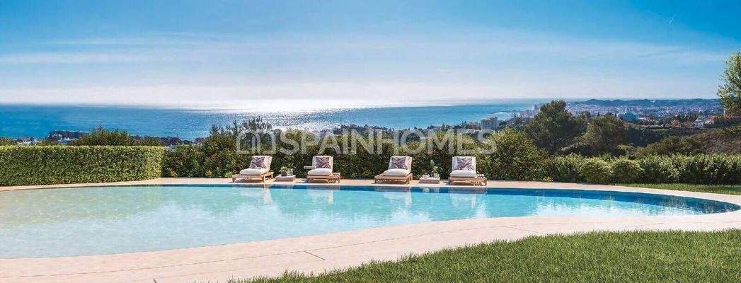 Well-Located Prestigious Apartments in Fuengirola