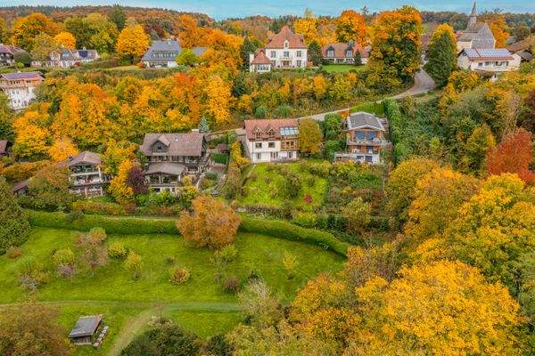 In der Natur und dennoch zentral 