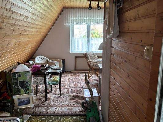 Abstellraum über der Garage