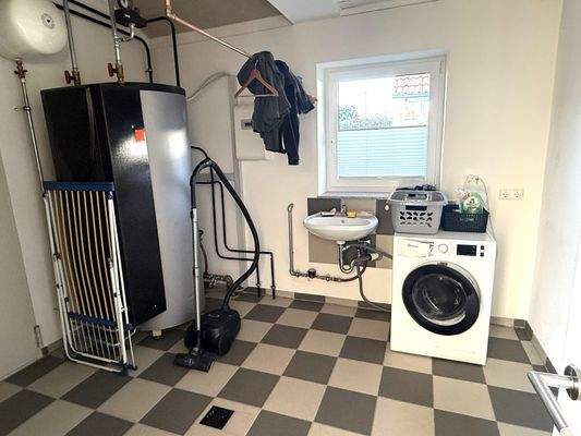 Hauswirtschafts- und Technikraum im Erdgeschoss