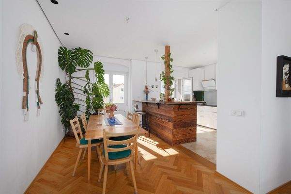 Essbereich und Küche