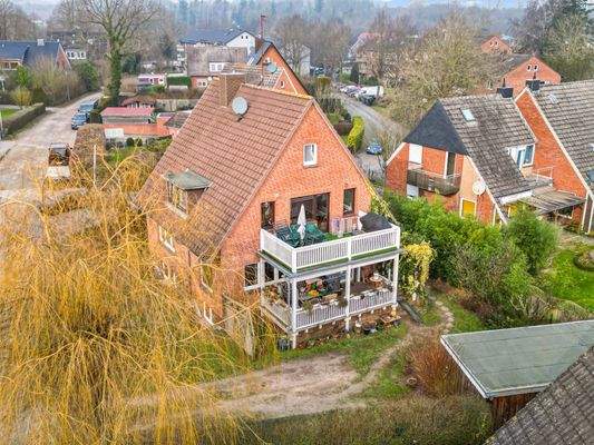 Seitenansicht-Balkon-Terrasse