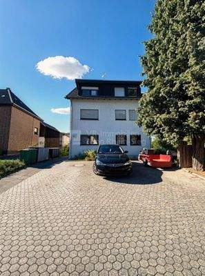 Frontansicht - Verbessert - (KI generiert)