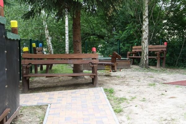 Spielplatz für Kinder und Enkel 2