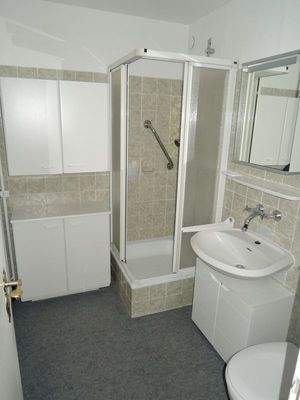 Zweites Bad mit Dusche